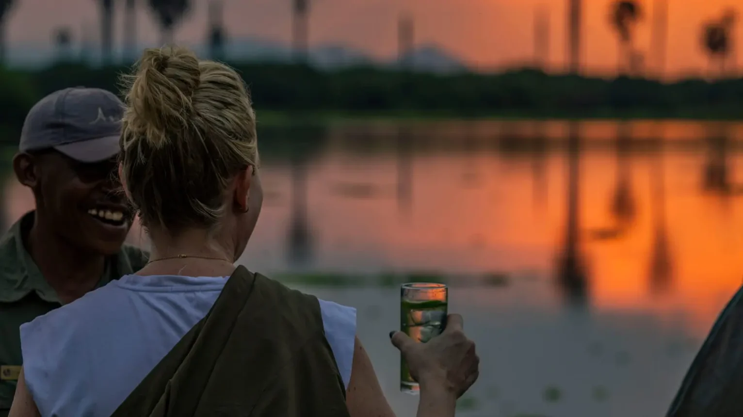 Asilia-Guest-Enjoying-a-Sundowner-at-Roho-Ya-Selous