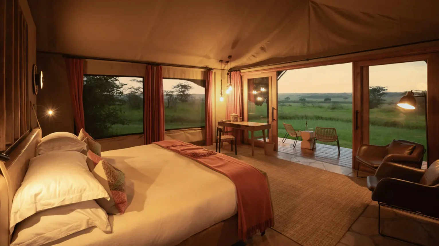 Guest-Room-at-Naboisho-Camp-in-Kenya