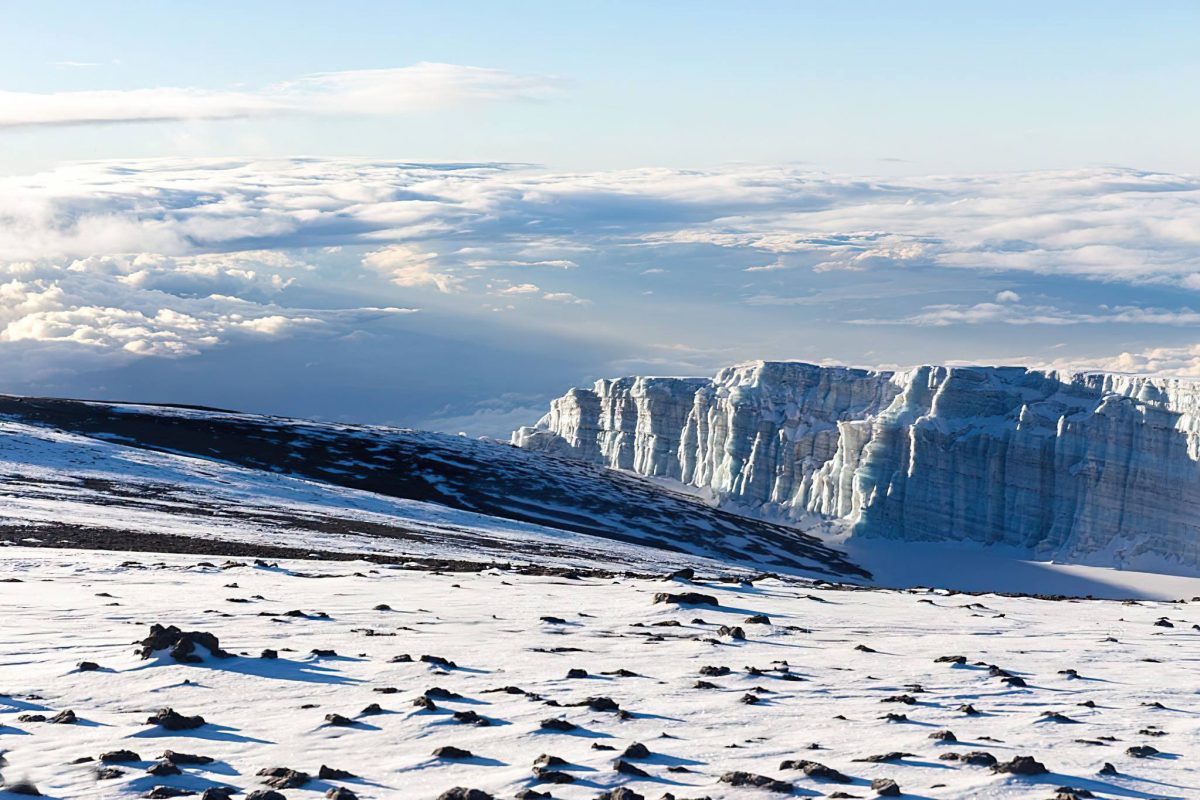 Mount_Kilimanjaro_Glacier_of_Southern_Ice_Field_02