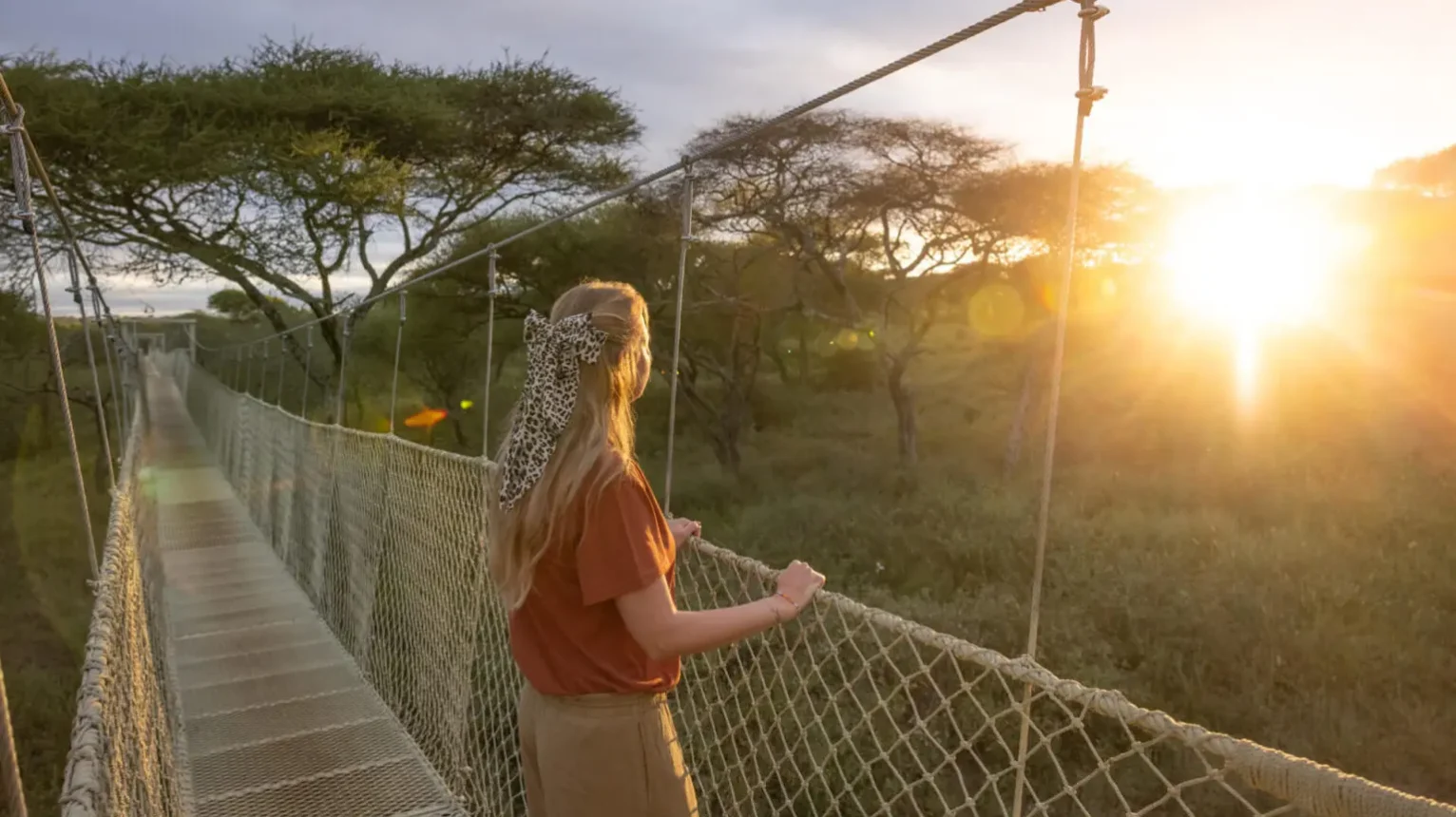 asilia-guest-at-sunset-olivers-camp